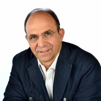Dr. Gustav Gous
